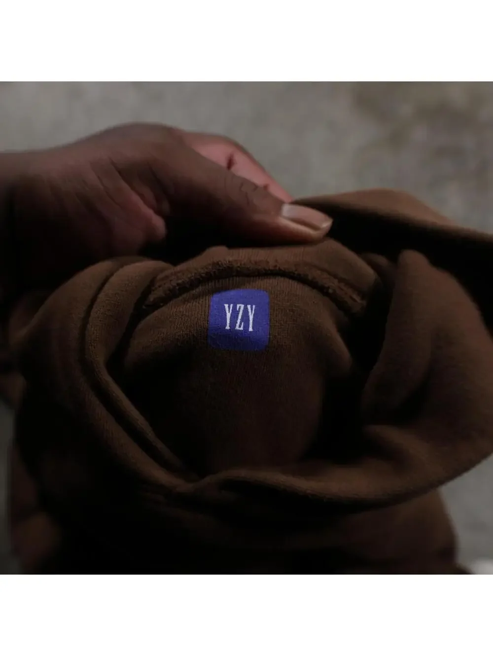 YZY Gap Hoodie Youth Small Brown Pullover Sweatshirt Cropped Boxy Fit‎